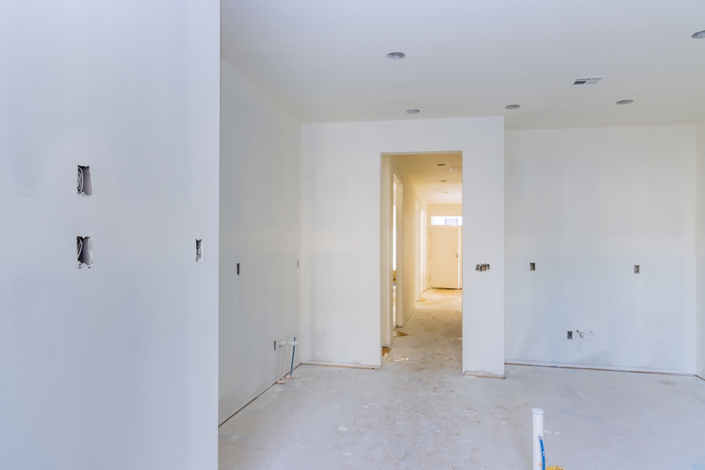 Finishing,Painting,Decorating,Work,In,New,Residence,In,Preparation,For