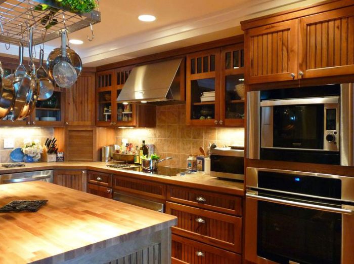 wooden kitchen cabinets